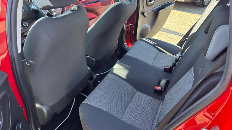 Toyota Yaris 1.5 VVT-i Y20 5dr [Bi-tone] Petrol Hatchback